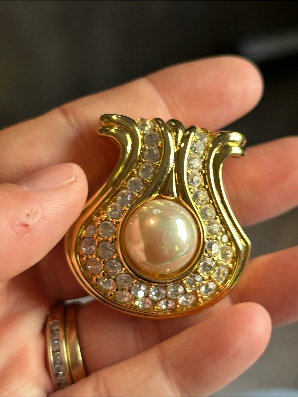 NOLAN MILLER Gold-tone Pearl & Crystal Accent Women’s pendant